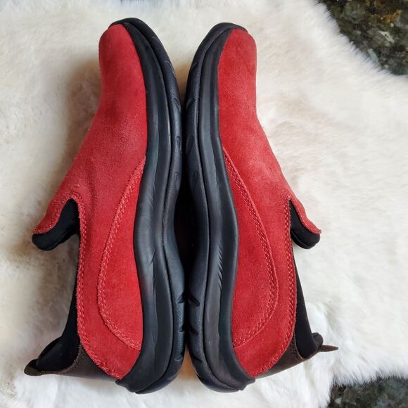 Lands End Women's All Weather Red Suede Leather Slip On Moc Shoes Size 8.5 B - Picture 12 of 16